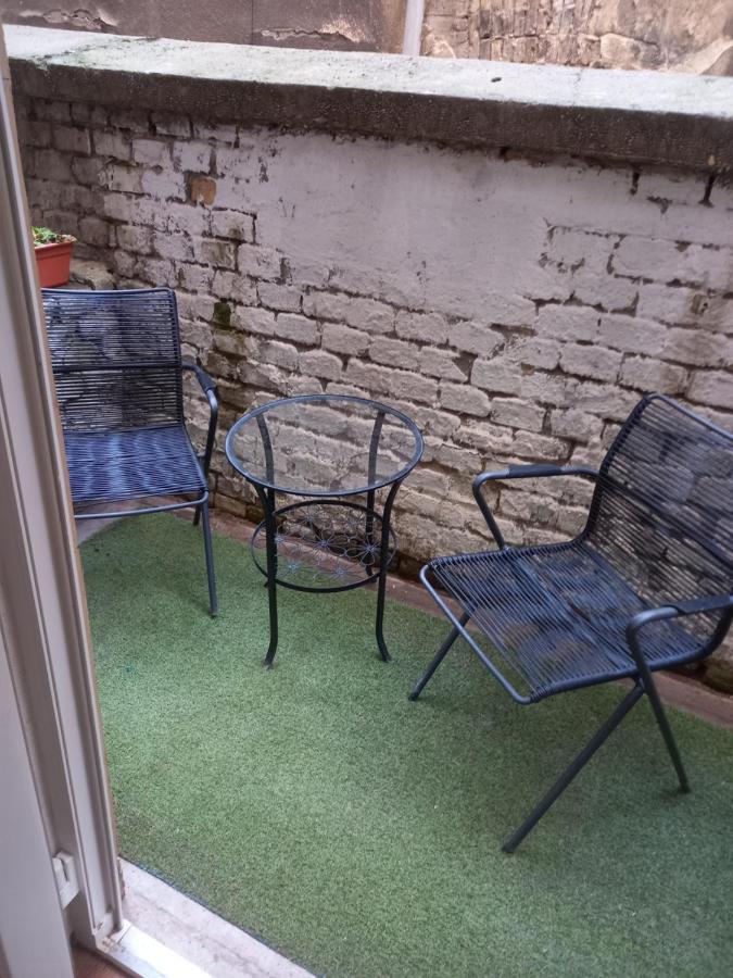 Liszt Ferenc Square Studio Apartment Budapest Exterior foto